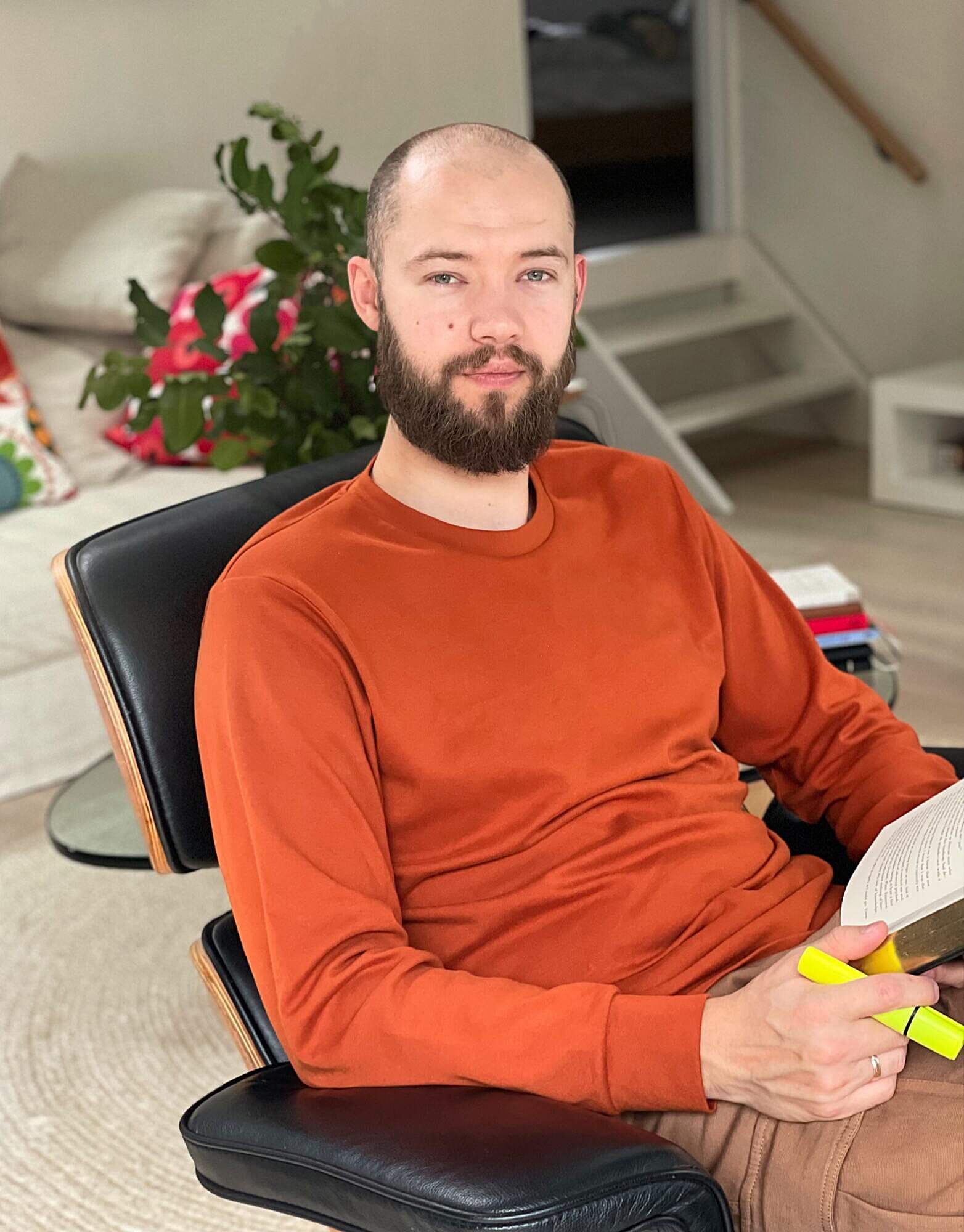 Portrait photo of Vlad Kutepov Web Designer